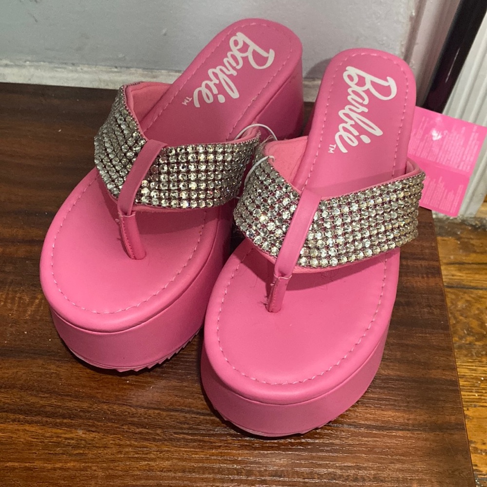 Forever 21 x Barbie